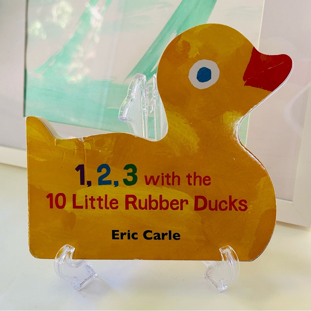 NEW 1, 2, 3 With 10 Little Rubber Ducks Eric Carle Baby Board Book